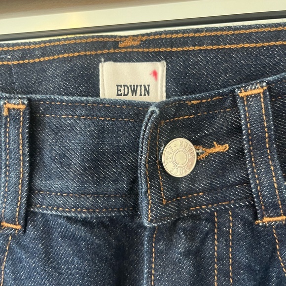 NWT Edwin Dark Wash Presley Pencil Skirt – Size 26 - Picture 2 of 4